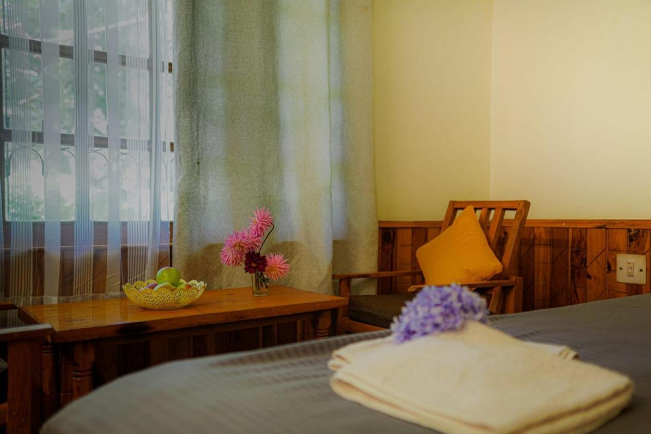 Mars Monkey Hostel & Cafe Manāli Kültér fotó