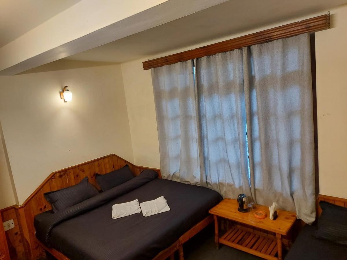Mars Monkey Hostel & Cafe Manāli Kültér fotó