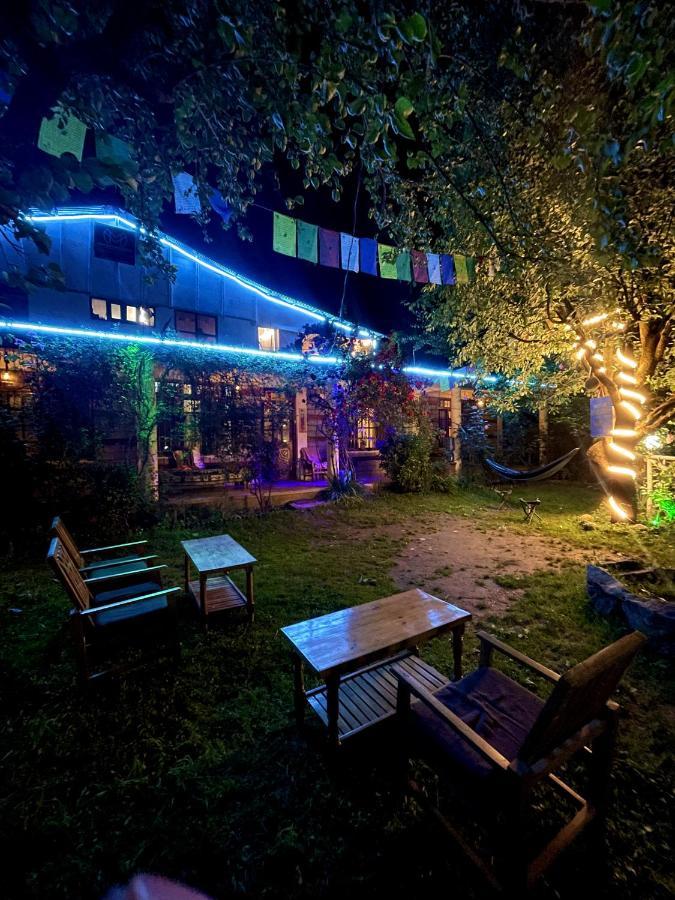Mars Monkey Hostel & Cafe Manāli Kültér fotó